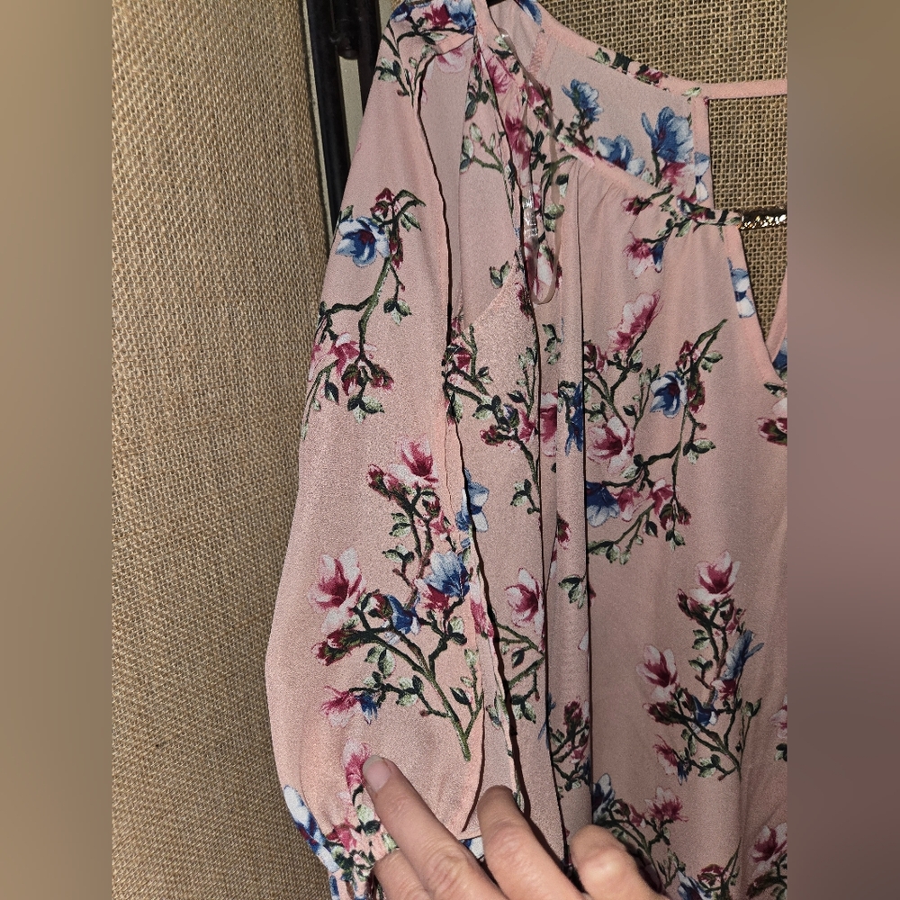 Women's Philosophy Vented Sleeve Pink Floral Blush Pink Top Size Medium - Picture 4 of 8